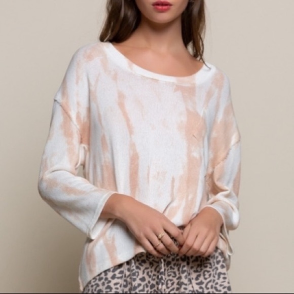 🍧POL STRAWBERRY SHORTCAKE LIGHTWEIGHT SWEATER - Picture 4 of 6